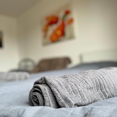 Schoene Zentrale Zimmer In Wilhelmshaven 아파트 외부 사진