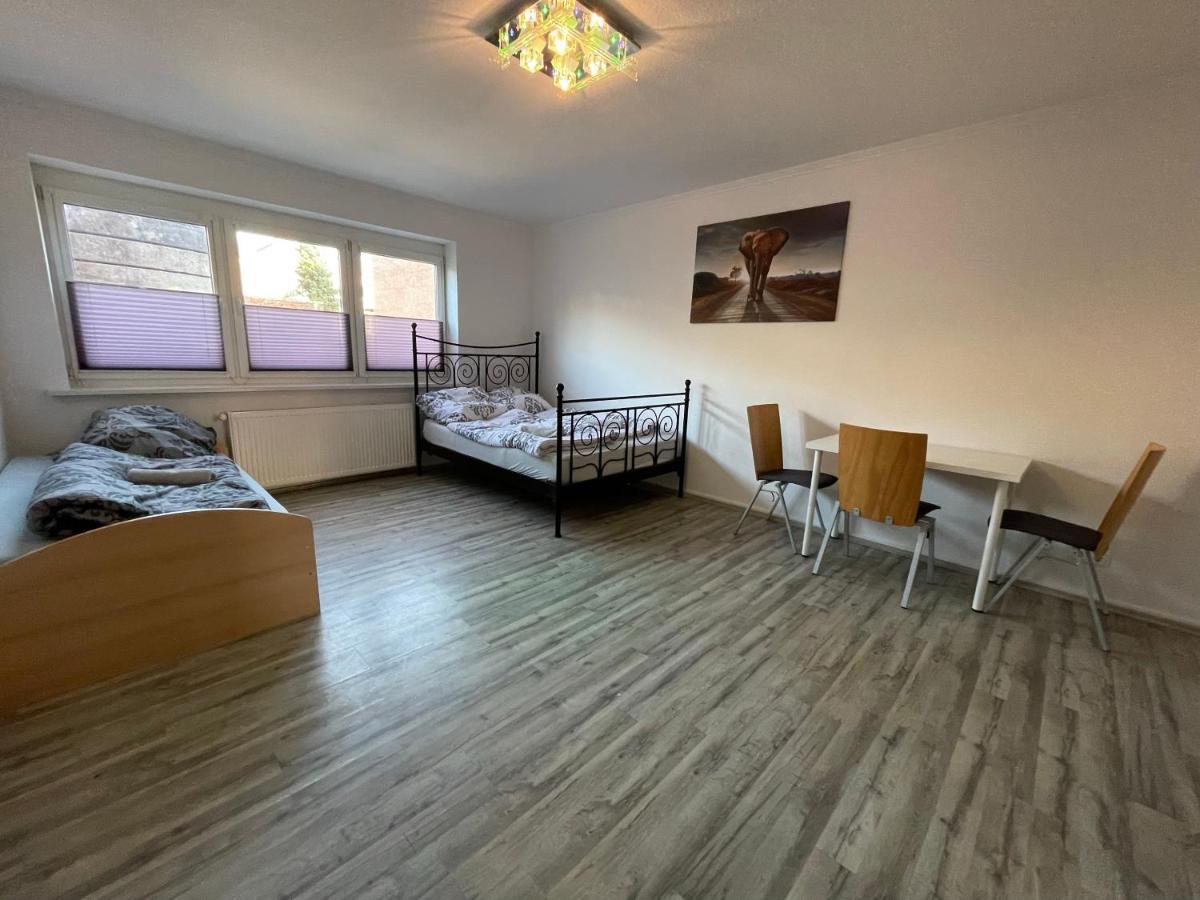 Schoene Zentrale Zimmer In Wilhelmshaven 아파트 외부 사진