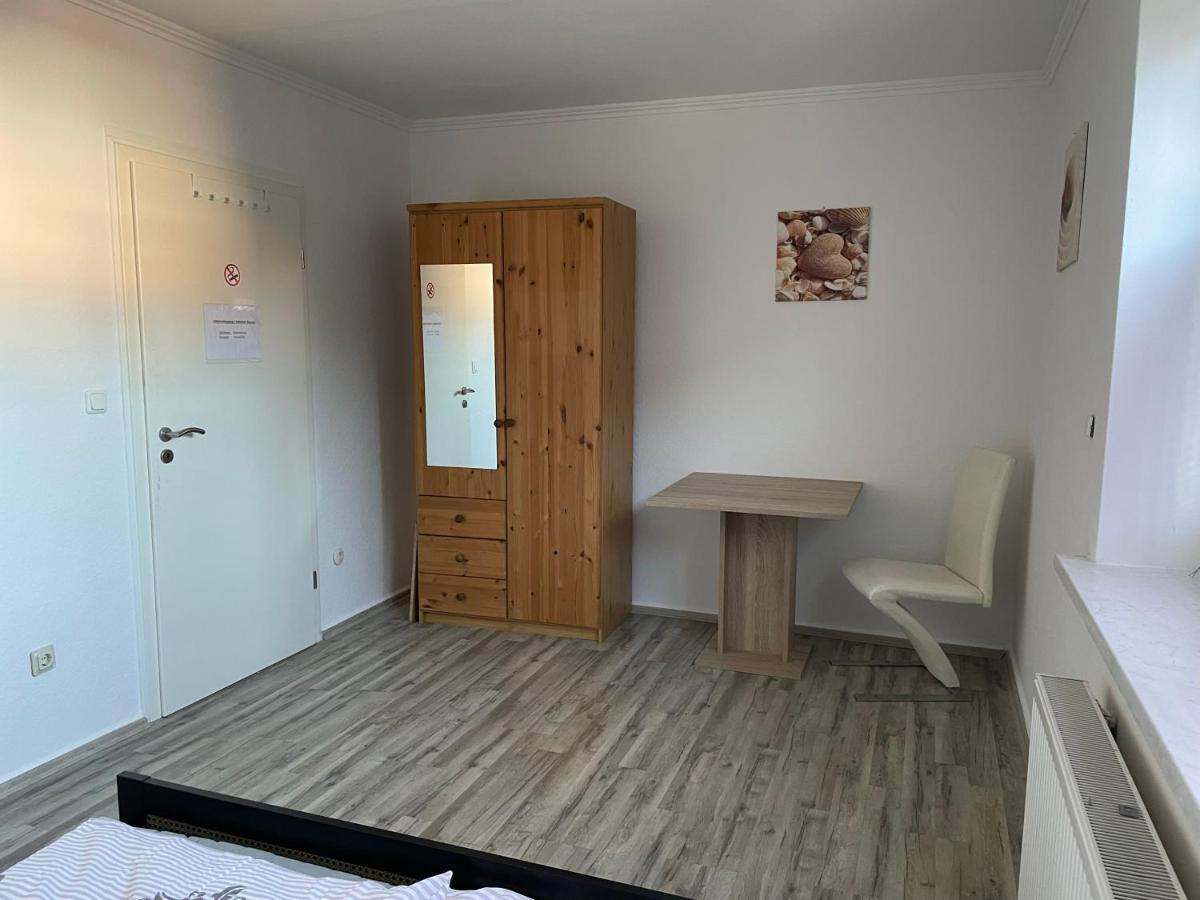 Schoene Zentrale Zimmer In Wilhelmshaven 아파트 외부 사진