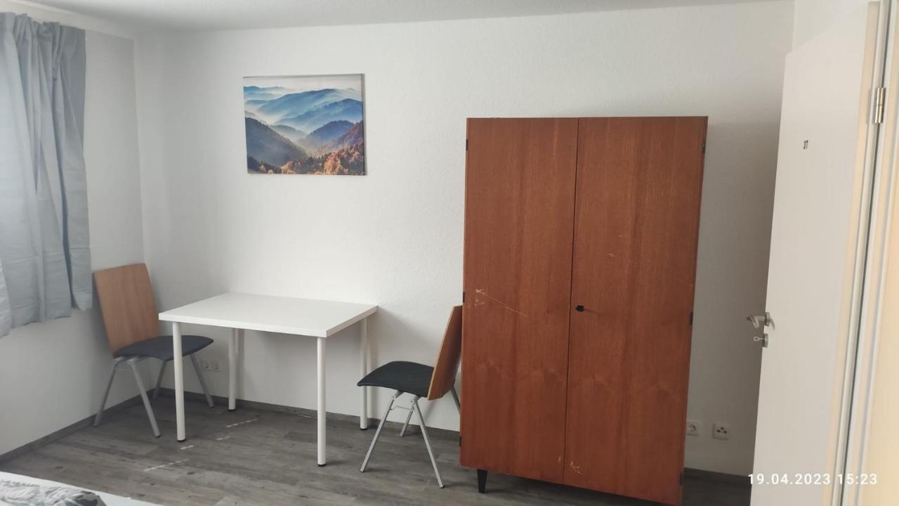 Schoene Zentrale Zimmer In Wilhelmshaven 아파트 외부 사진